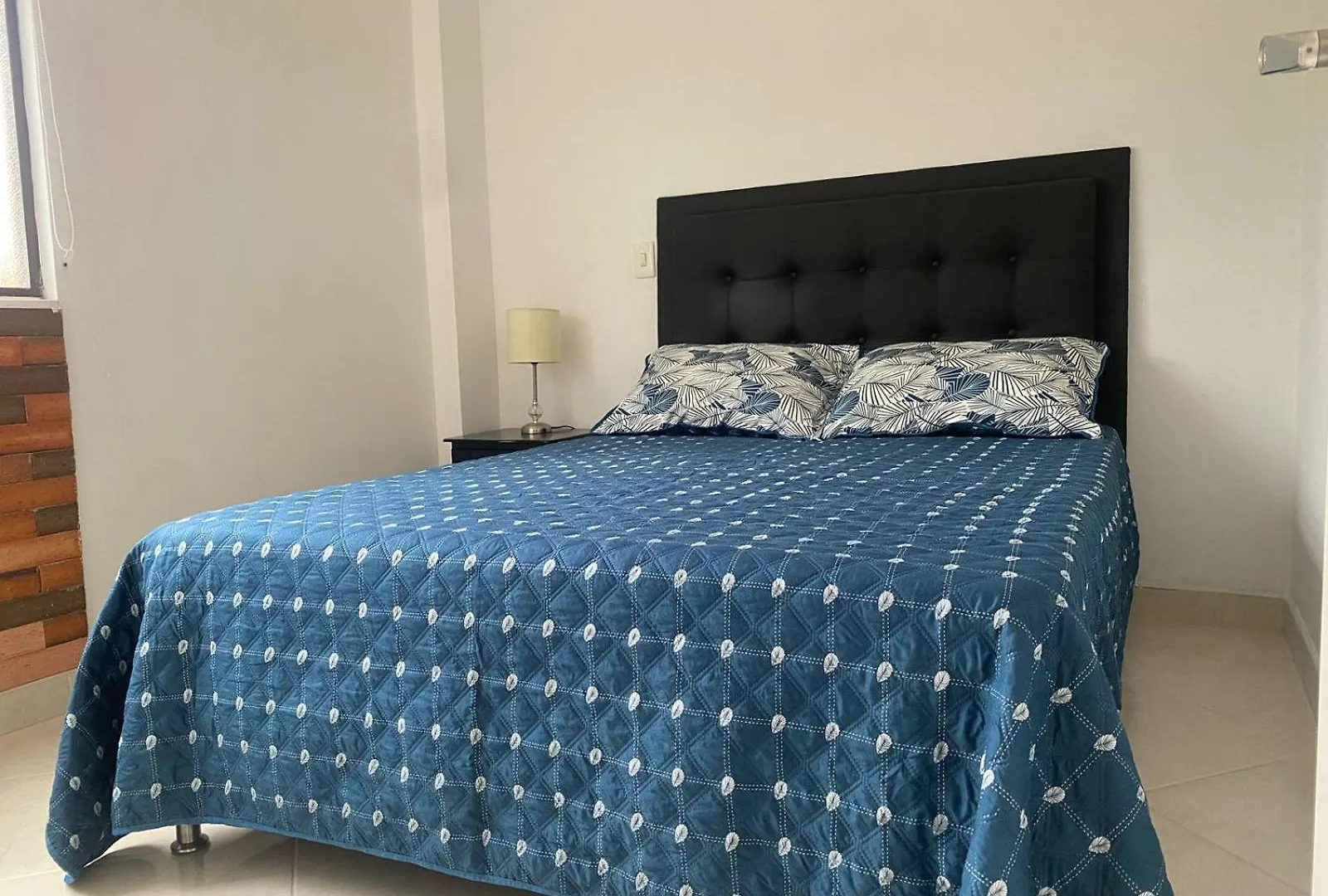 Apartamento Renovado Parque La Floresta, Reserva Minimo De 21 Dias コロンビア