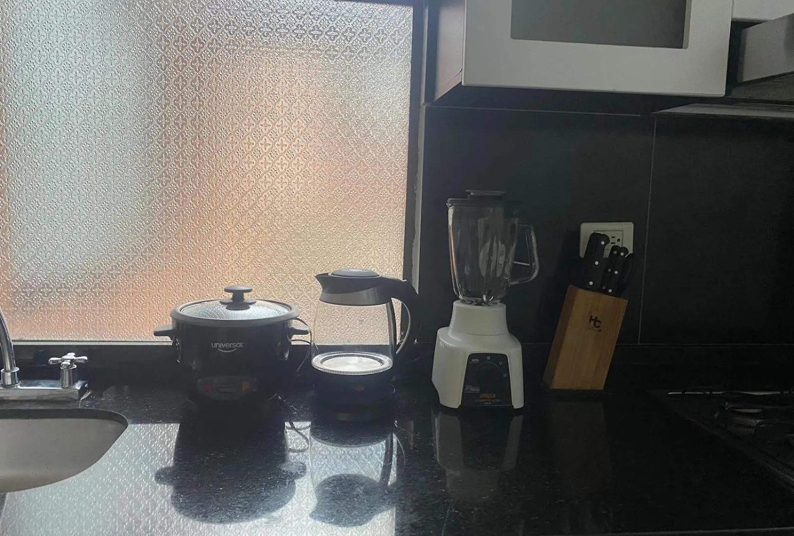 Apartamento Renovado Parque La Floresta, Reserva Minimo De 21 Dias アパート メデジン