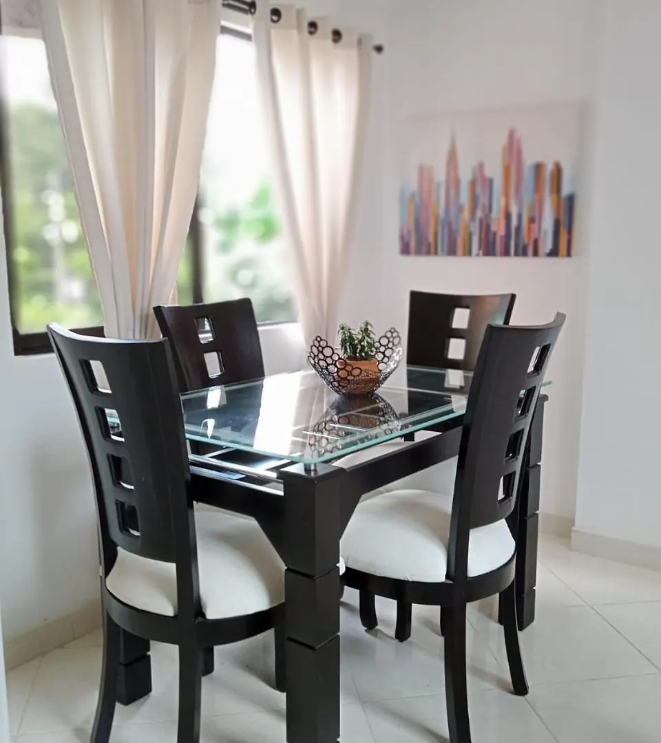 Apartamento Renovado Parque La Floresta, Reserva Minimo De 21 Dias 0*, Medellin Colombia