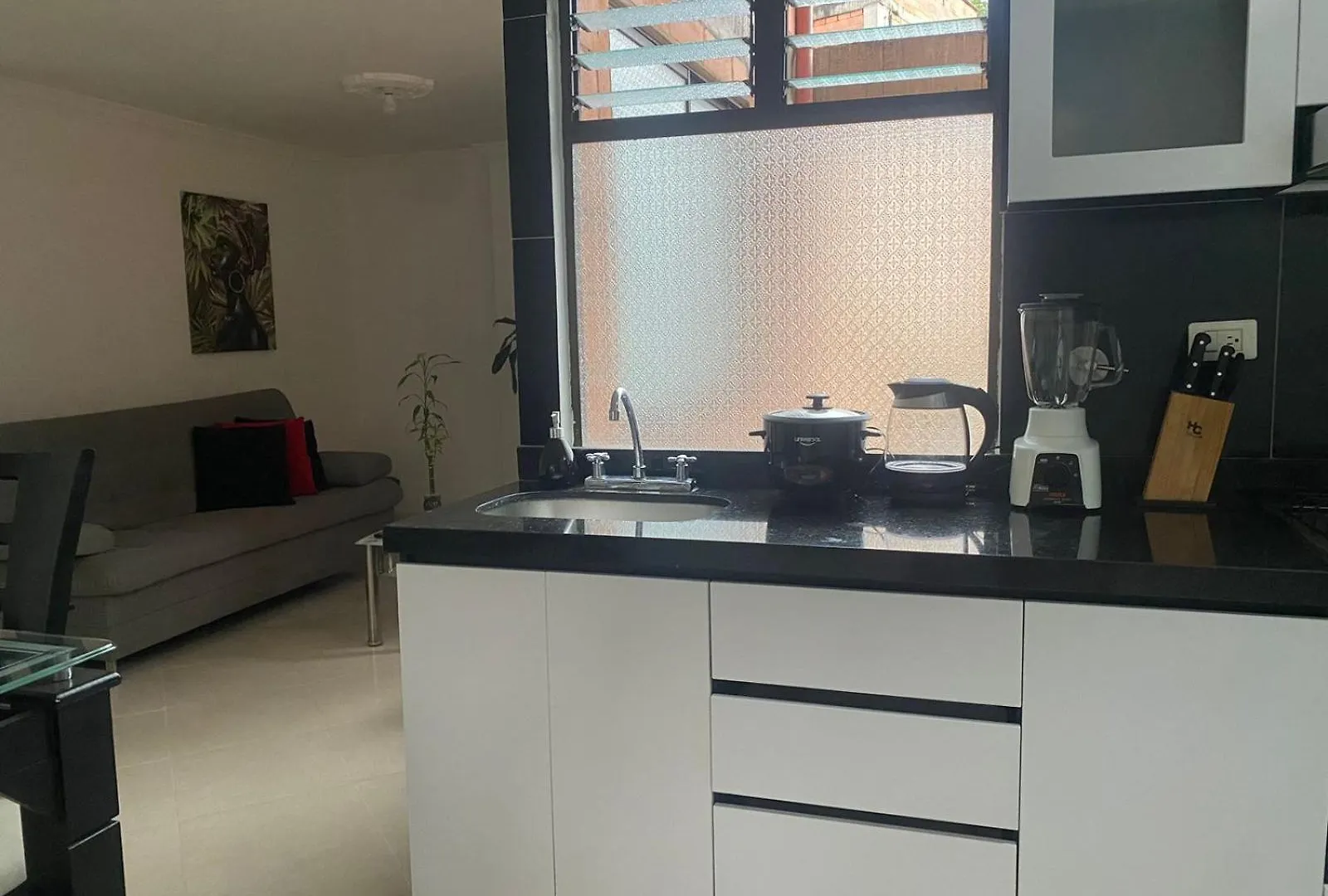 Apartamento Renovado Parque La Floresta, Reserva Minimo De 21 Dias 0*, Medellin Colombia